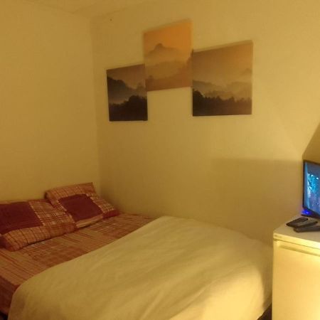 Simple Colocation Rooms Garges-les-Gonesse Exterior photo